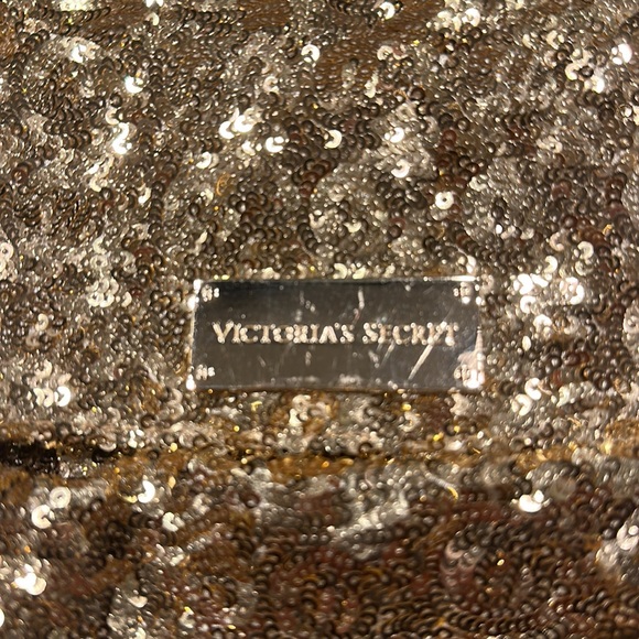 Victoria’s Secret sequin clutch - Picture 2 of 6